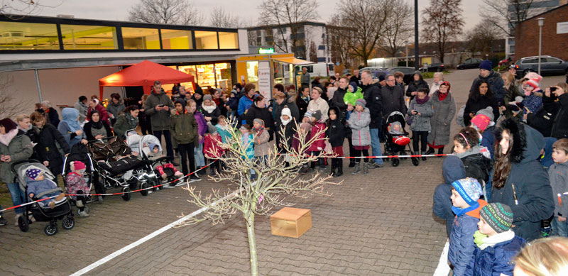Gemeinsam mit der KITA Dasbecker Markt veranstaltete der dasmarkt am 6. Dezember eine kleine Feierstunde. - Fotos: simpli PR